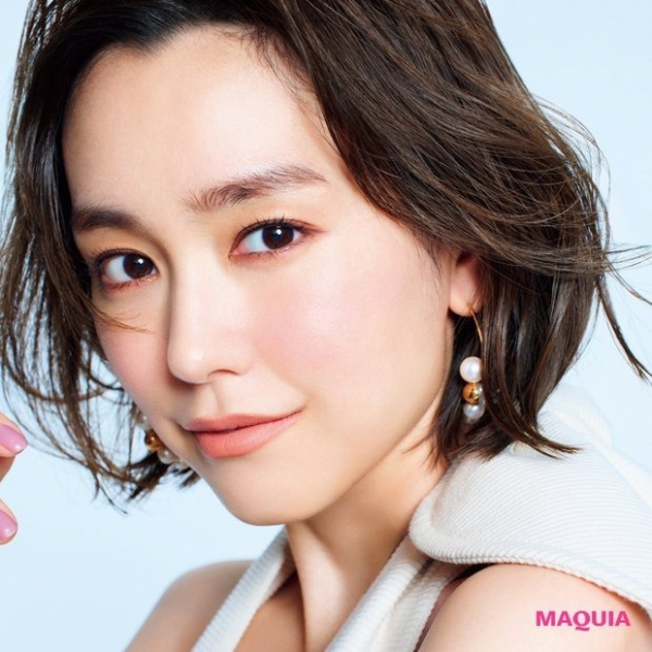 【桐谷美玲さん】強くてしなやかな秋の赤みメイクにトライ(MAQUIA　ONLINE)