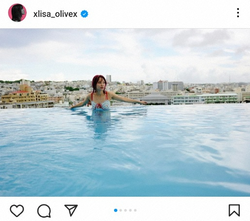 LiSA　“ちゃんと着てます”レアなワンピースの水着姿披露に「母様なの信じられん」「かわいすぎ」(スポニチアネックス)