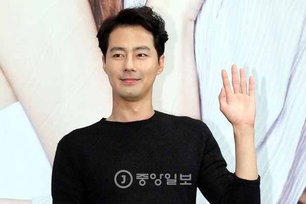 俳優チョ・インソン、パク・ソンヨンとの結婚説を否定「熱愛も結婚も事実ではない」(中央日報日本語版)