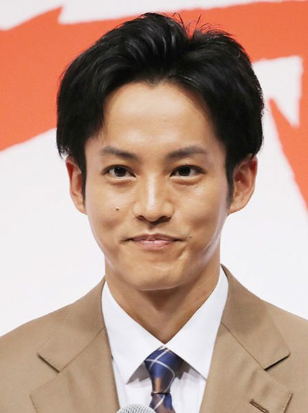 「ははは、そうなんです(笑)」松坂桃李の父が明かす“妻・戸田恵梨香との仲”と“実家プレゼント説の真相”(文春オンライン)