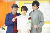 吉田鋼太郎＆青柳翔、吉瀬美智子を巡ってバトル!? 「東京センチメンタル」SP放送決定（cinemacafe.net）