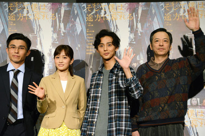 キスマイ藤ヶ谷主演「そして僕は途方に暮れる」開幕、メンバー宮田を演技の参考に（音楽ナタリー）