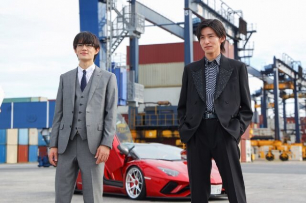 「トリリオンゲーム」景気のいい爆勝ちドラマに「最高」の声 「スポーツカーに乗る“ハル”目黒蓮がカッコ良かった」(エンタメOVO)