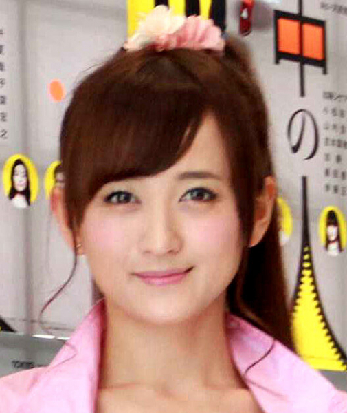 小松彩夏、「結婚…」と憧れつづる　「こまっちゃん結婚かと思った」「びっくり」などの声(スポーツ報知)