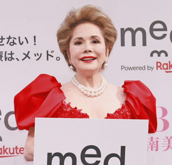 デヴィ夫人「108歳まで生きようと思っています」(中日スポーツ)