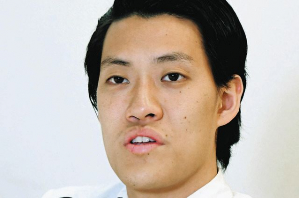 「霜降り明星」の粗品「昨日珍しく競馬で勝って」デスダイエットで倒れ、心配の声あいつぐ(中日スポーツ)