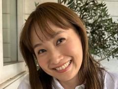 藤本美貴、夫・庄司智春との“ペアルックデート”が超ラブラブ　「私の男」「飽きませんね」とのろけ全開(ねとらぼ)
