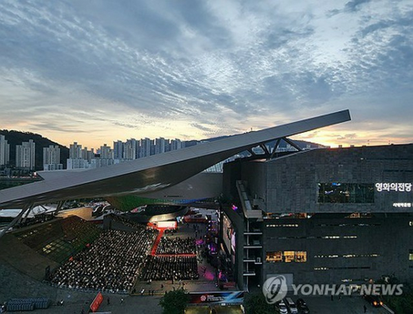 釜山国際映画祭が開幕　13日まで209作品上映(聯合ニュース)