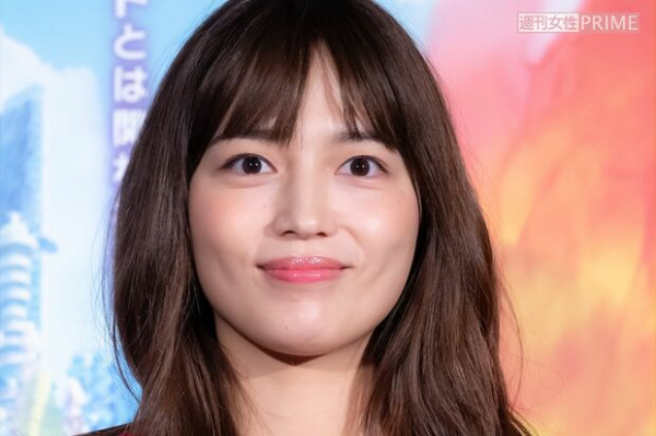 「結婚というカタチにはこだわらない」売れっ子女優・川口春奈と格闘家カレとの気になる現在地(週刊女性PRIME)