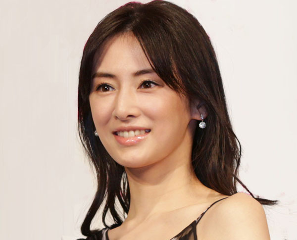 北川景子「第2子妊娠」で変わる“立ち位置”…私生活酷似“ロールモデル”松嶋菜々子と同じ道？(日刊ゲンダイDIGITAL)
