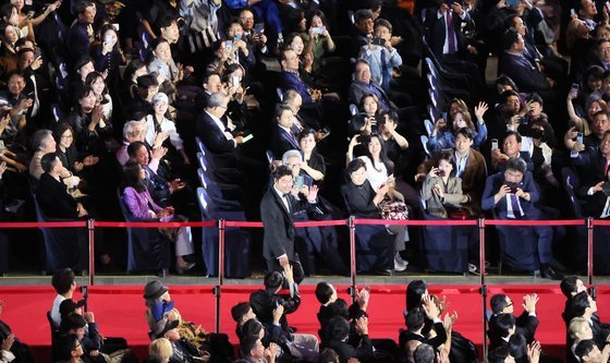 「映画『韓国が嫌いだから』がなぜ開幕作に選ばれたのか」外信の質問に答えた＝釜山国際映画祭(中央日報日本語版)