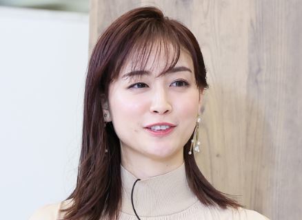フリーアナ新井恵理那が第１子出産発表「はじめての子育ては日々勉強することばかり」(日刊スポーツ)
