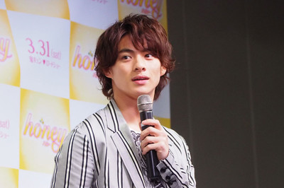 平野紫耀「雨のなか待たせてごめんな！」ファン２５００人が絶叫（Lmaga.jp）