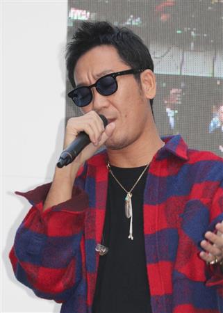 不倫報道のコブクロ黒田俊介、言い訳なし謝罪も不評買った余計な一文(夕刊フジ)