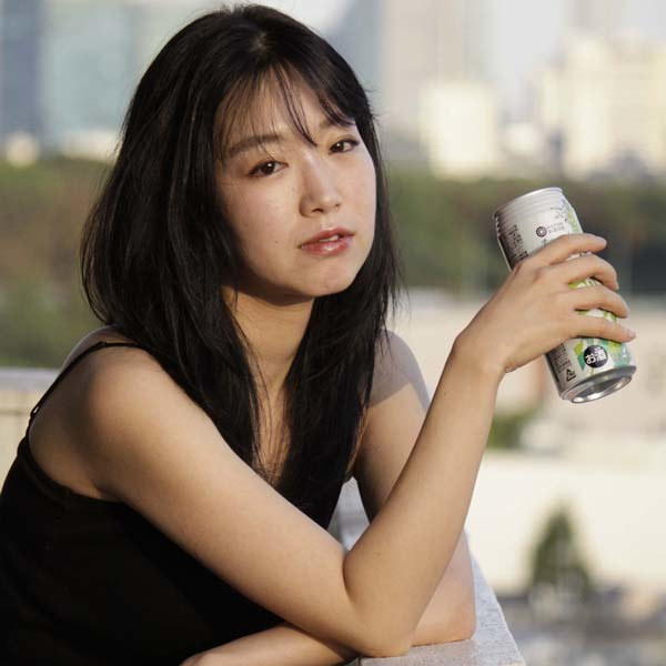 女優・佐々木心音が語った「希望論」…「丸裸でホームレスになってもいい」(日刊ゲンダイDIGITAL)