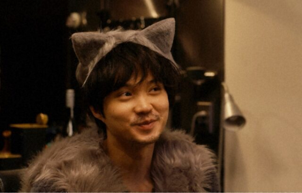 「きのう何食べた？２」“小日向”山本耕史と“航” 磯村勇斗のコスプレに視聴者歓喜 　「小日向さんとジルベールのコスプレ最高でした」(エンタメOVO)