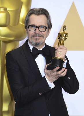 ゲイリー・オールドマンのオスカー受賞を批判した元妻に、息子が反撃！（Movie Walker）