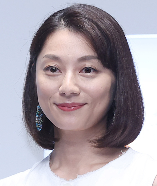 小池栄子主演「コタツがない家」（日本テレビ系）はホームコメディーの快作だ（碓井広義）(日刊ゲンダイDIGITAL)