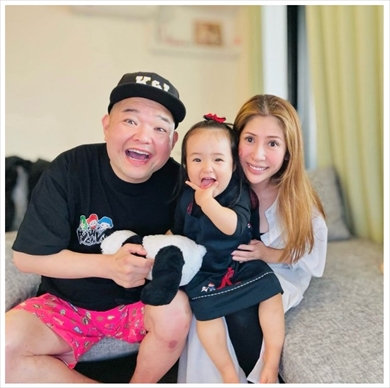 内山信二＆琴、第2子妊娠を発表　幸せ極まる家族ショットで「3人での生活をたくさん満喫しよう」(ねとらぼ)