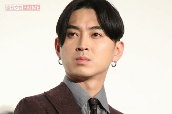 松田翔太、不仲・別居報道の秋元梢との同伴“ハロウィンパーティー”で目撃された「夫婦の距離感」(週刊女性PRIME)