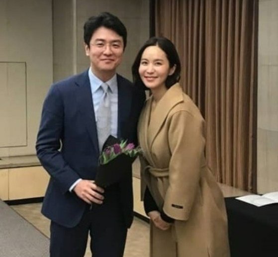 「韓国の有名アナウンサー夫婦」パク・ジユン＆チェ・ドンソク、結婚１４年で破局…「離婚手続き中」(中央日報日本語版)