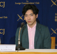 柄本佑、エロ雑誌編集者を熱演「僕は内面が女子。男性的な監督に安心して抱かれていれば…」（スポーツ報知）