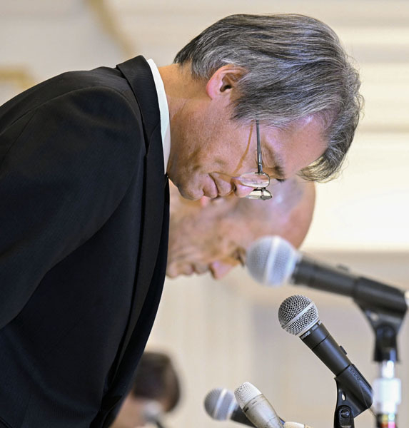 “秘密の花園”宝塚歌劇団の暗部と恥部…イジメ、パワハラ認めずブランド失墜で受験者減に拍車(日刊ゲンダイDIGITAL)