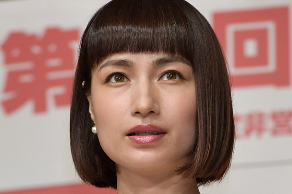 佐田真由美、家事がイヤすぎて衝撃的な姿になってしまう…！→「めっちゃわかります」「母は家事ロボットじゃない」共感殺到(BuzzFeed Japan)