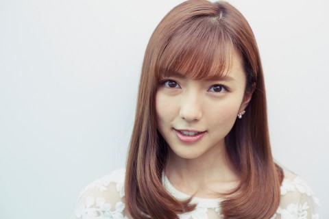 『逃げ恥』共演の真野恵里菜、新垣結衣＆星野源の結婚を祝福「夢なのか現実なのか、私は今やっさんなのか」(オリコン)