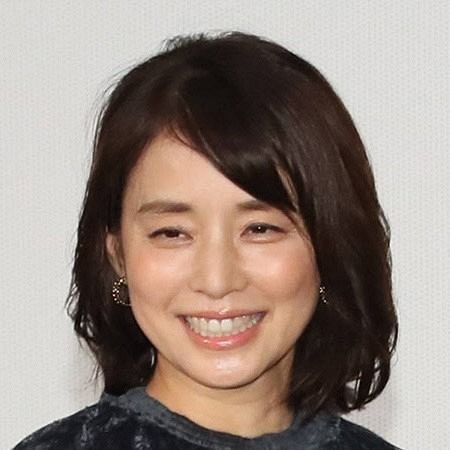 衝撃の“逃げ恥婚”に叔母役・石田ゆり子も“すっぴん”で祝福「びっくりして鼻血が出そう」「こりゃたいへんなニュースだ」(中日スポーツ)