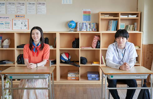 永野芽郁×高橋文哉「からかい上手の高木さん」実写映画化　中学生から10年後の高木さんと西方が描かれる(ねとらぼ)