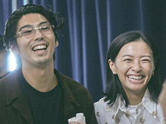 榮倉奈々＆賀来賢人、“素”が垣間見える夫婦ショットが尊さの極み　大口開けて笑うレアな姿に「世界一お似合い」「ほっこり」(ねとらぼ)