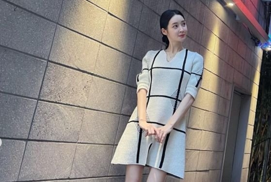 元T-ARAのアルム、離婚と再婚を同時発表…「訴訟が終わったらすぐ再婚」(中央日報日本語版)