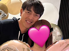 4児のパパ・岩隈久志、“スタイル抜群”と話題の長女が20歳バースデー 感慨深すぎる父娘ショットで「何歳になっても可愛くて」(ねとらぼ)