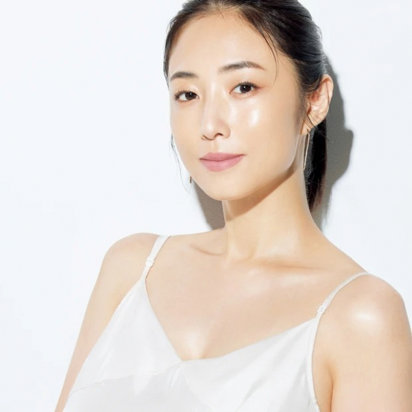 【MEGUMIさんの美容法】白毛や抜け毛、薄毛予防のためにしていることは？ ヘアケアのこだわりを徹底取材(MAQUIA　ONLINE)