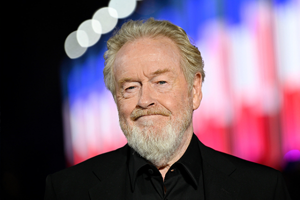 リドリー・スコット監督、ハリウッド版「メイドインアビス」脚本家とタッグ(映画.com)