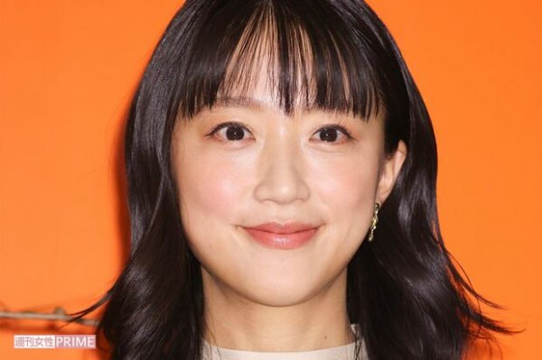 「茶髪で濃いメイク」元テレ朝・“清楚系”女子アナ、局アナ時代はイケイケの“平成ギャル”だった(週刊女性PRIME)