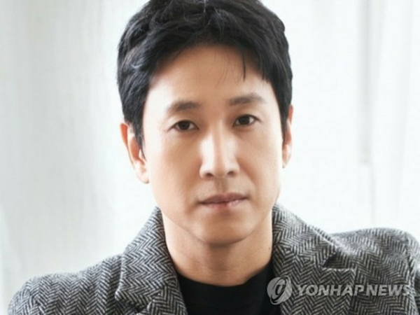 イ・ソンギュンさん悲報に制作発表会など中止に　芸能界から追悼の声続々(聯合ニュース)