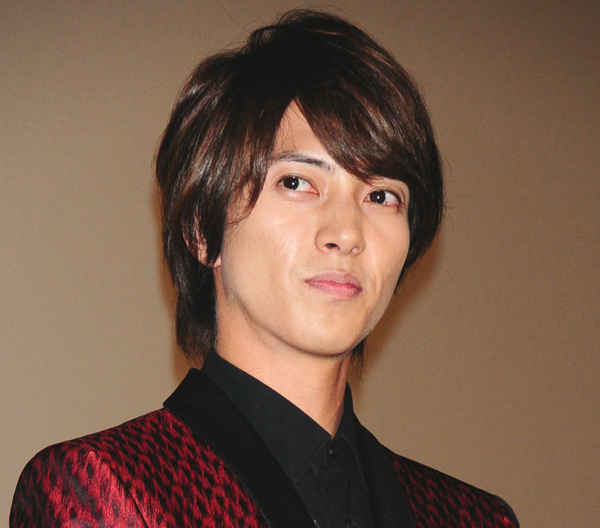 山下智久と赤西仁が元グループとの“良好関係”アピール 現役メンバーやファンにもメリット大(日刊ゲンダイDIGITAL)