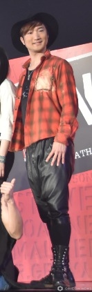 舞台『ヒロアカ』『テニミュ』岡本悠紀、元宝塚娘役・白姫あかりと結婚【双方コメント全文】(オリコン)