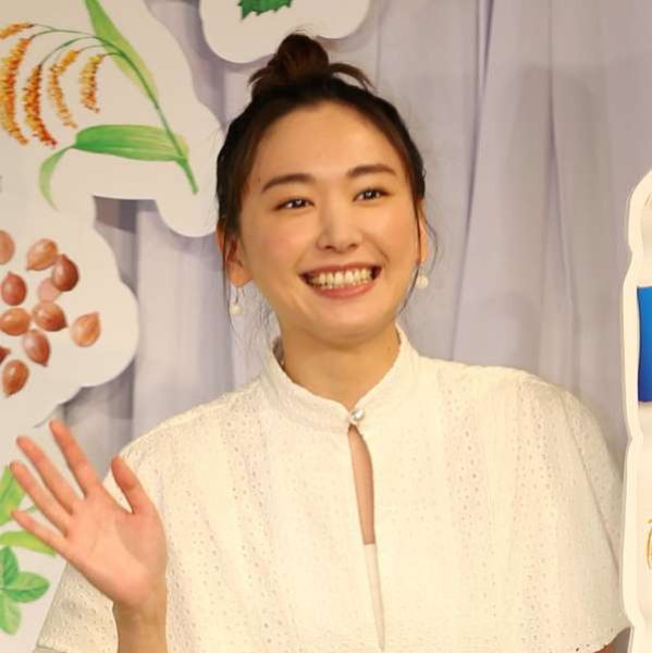 新垣結衣“逃げ恥婚”は強行突破か…所属事務所レプロと契約形態変更のウラ(日刊ゲンダイDIGITAL)