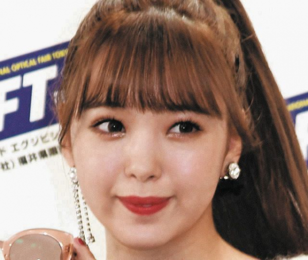 藤田ニコル『ゆったり』温泉旅行報告　浴衣姿や食事楽しむ様子にフォロワー「オフ感満載」「ミニ新婚旅行かな？」(中日スポーツ)