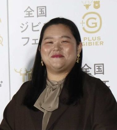ＫＡＴ‐ＴＵＮファンの「ぼる塾」田辺智加が中丸雄一の結婚を祝福「心臓バクバクしてる」(スポーツ報知)