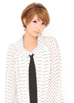 矢口真里が再婚を報告、モー娘。OGらSNSで祝福（音楽ナタリー）