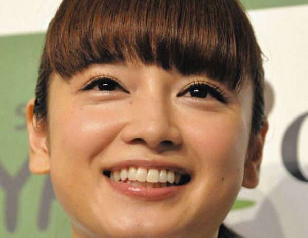 「ご機嫌に行ってくれた」平愛梨、子どもたちのために作った弁当を披露 夫・長友佑都の家族を気遣う一面も明かす(中日スポーツ)