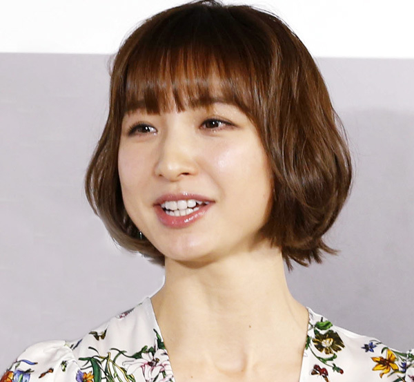篠田麻里子の“不倫妻役”過激シーンに賛否 「バズれば何でもOK」テレ朝の攻め姿勢はアリか？(日刊ゲンダイDIGITAL)