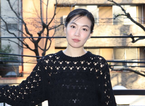 木竜麻生「橋本愛さんや仲野太賀さんと思い切ってお芝居ができました」　デビュー10年を迎える実力派若手女優が謎の女を熱演『熱のあとに』【インタビュー】(エンタメOVO)