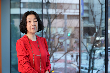 「子種が欲しいと頼まれたら引き受ける？ と夫に聞いたら…」井上荒野が家族について考えること(CREA WEB)