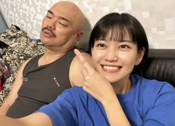 リチさん明かす彼氏クロちゃんが「キモい→会いたい」に変わった瞬間 サイテーの恋愛体験も(日刊ゲンダイDIGITAL)