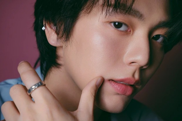 ドラマ『Step By Step』などで話題！ 人気タイ俳優 アップ・プーンパットが思う“美しい人”とは？(MAQUIA　ONLINE)